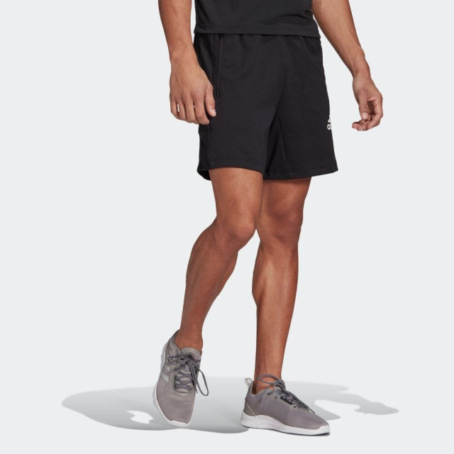日本 ADIDAS DESIGNED AEROREADY 三線條LOGO 短褲