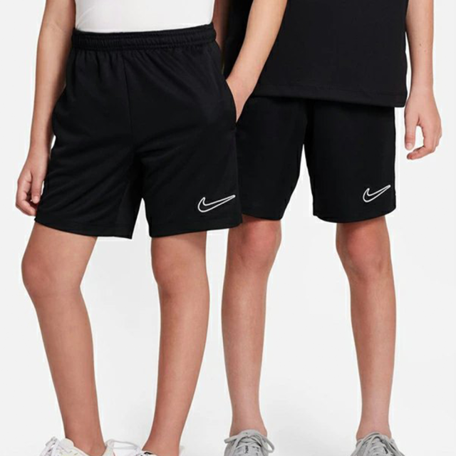 日本 NIKE  基本單鉤標 Dri-FIT 吸濕排汗 大童青年版 運動休閒短褲