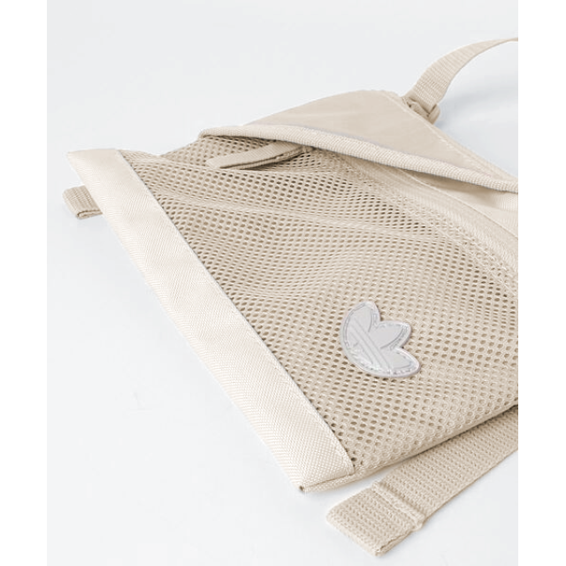 日本 adidas originals 三葉草  Adicolor Sacoche 拼接網格 斜肩側包