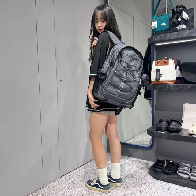 韓國 Covernat Authentic 新款防水抗撕裂 多夾層 反光網袋 大容量機能後背包 / 31L